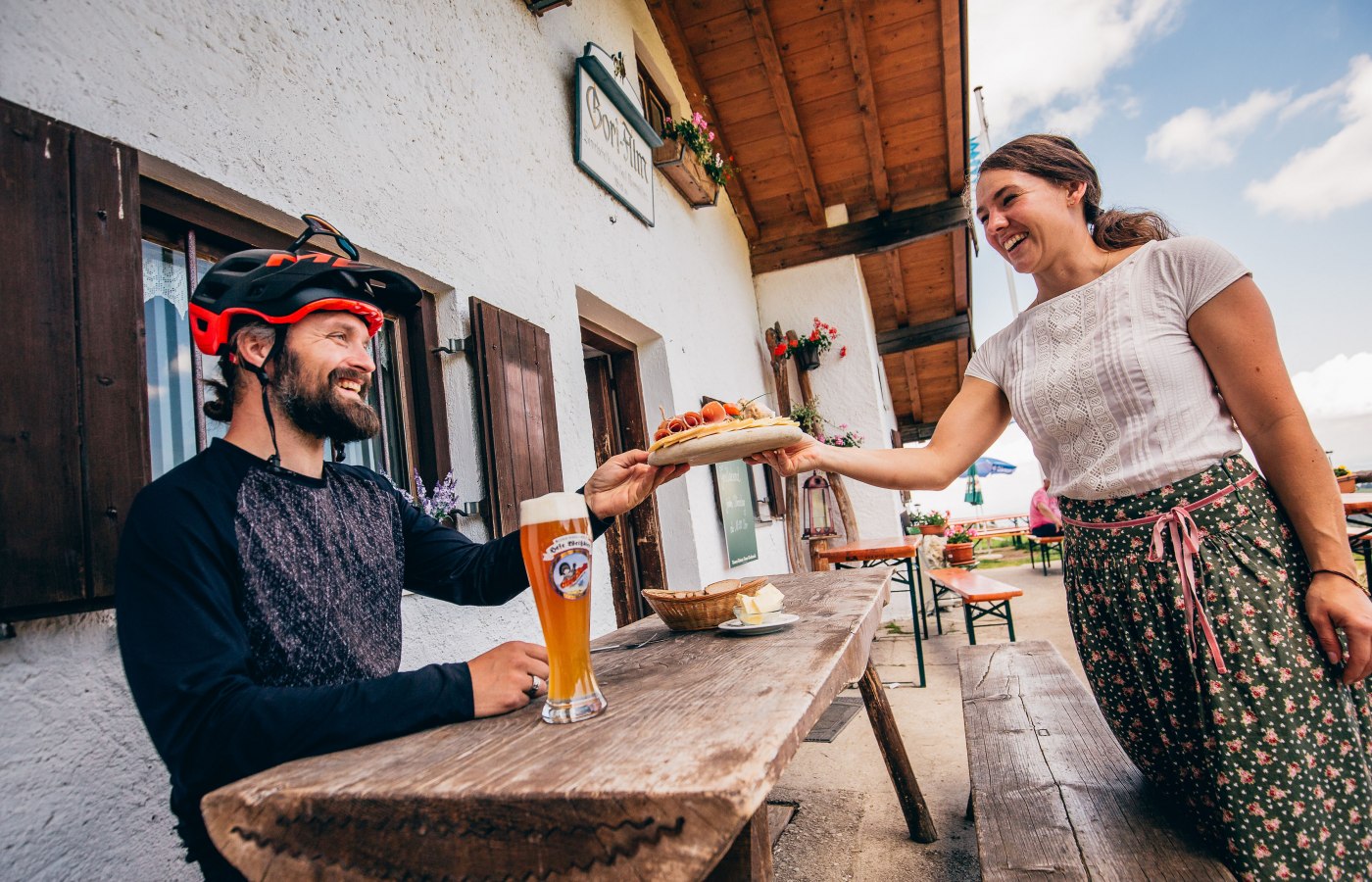 Brotzeit auf der Alm , © Christoph Bayer